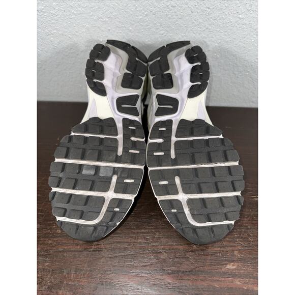 Size 10 - Nike A-Cold-Wall* x Air Zoom Vomero 5 Sail White Suede (AT3152-100) - Picture 9 of 11